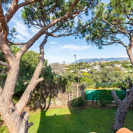 With Garden And Private Swimming Pool - Pass The Keys *