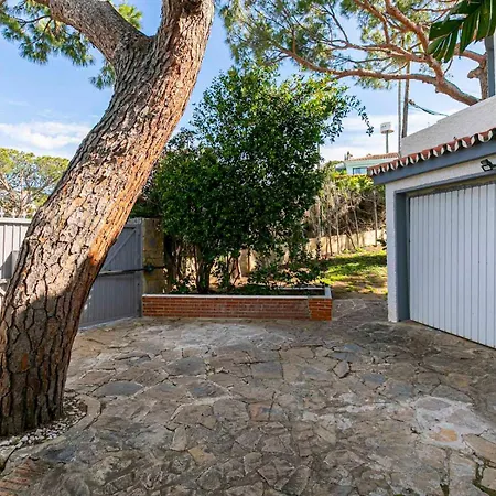 Holiday home With Garden And Private Swimming Pool - Pass The Keys Marbella
