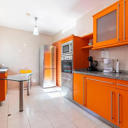 With Garden And Private Swimming Pool - Pass The Keys Holiday home