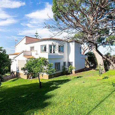 Holiday home With Garden And Private Swimming Pool - Pass The Keys Marbella